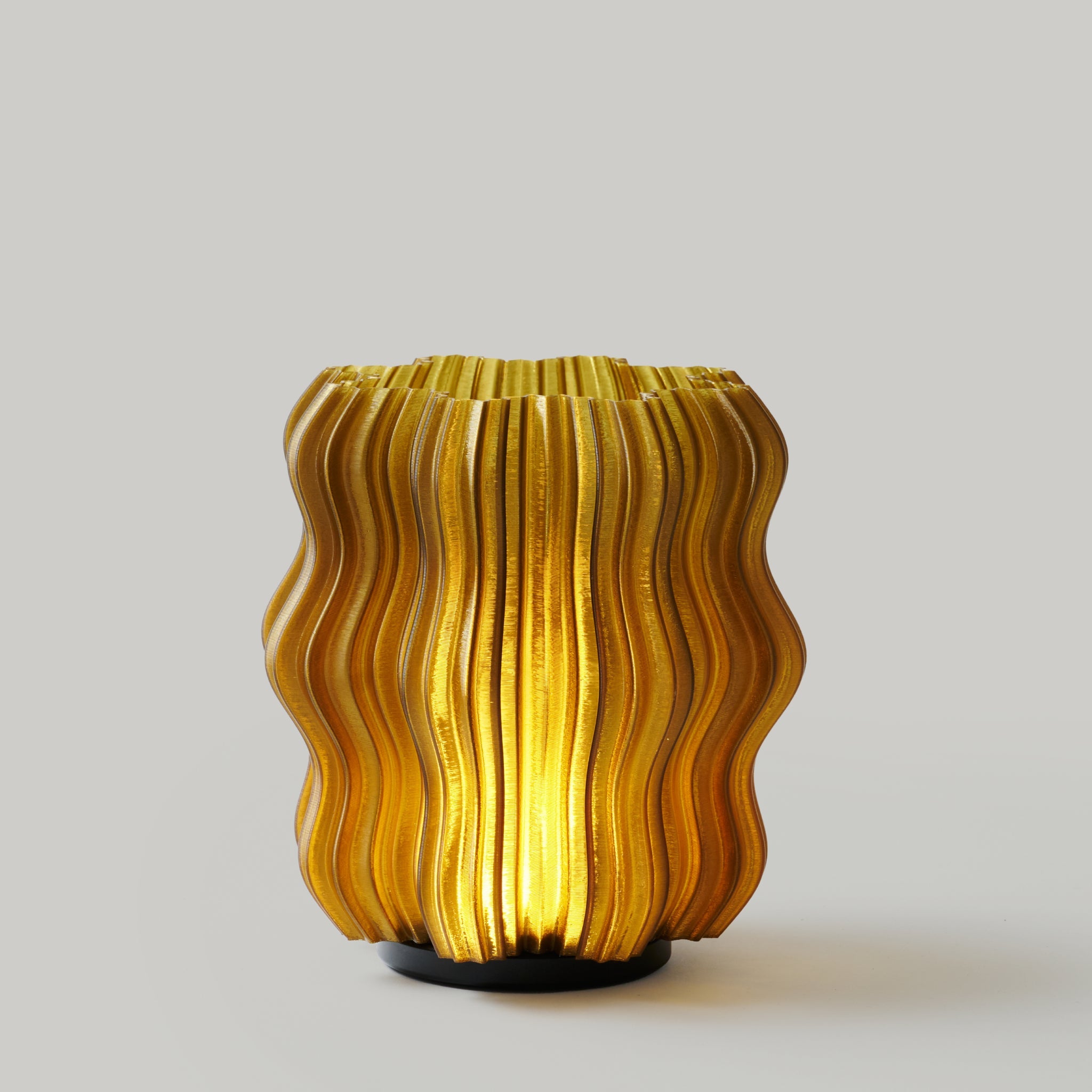 Cordless Mini Wavy Lamp by Wooj Design