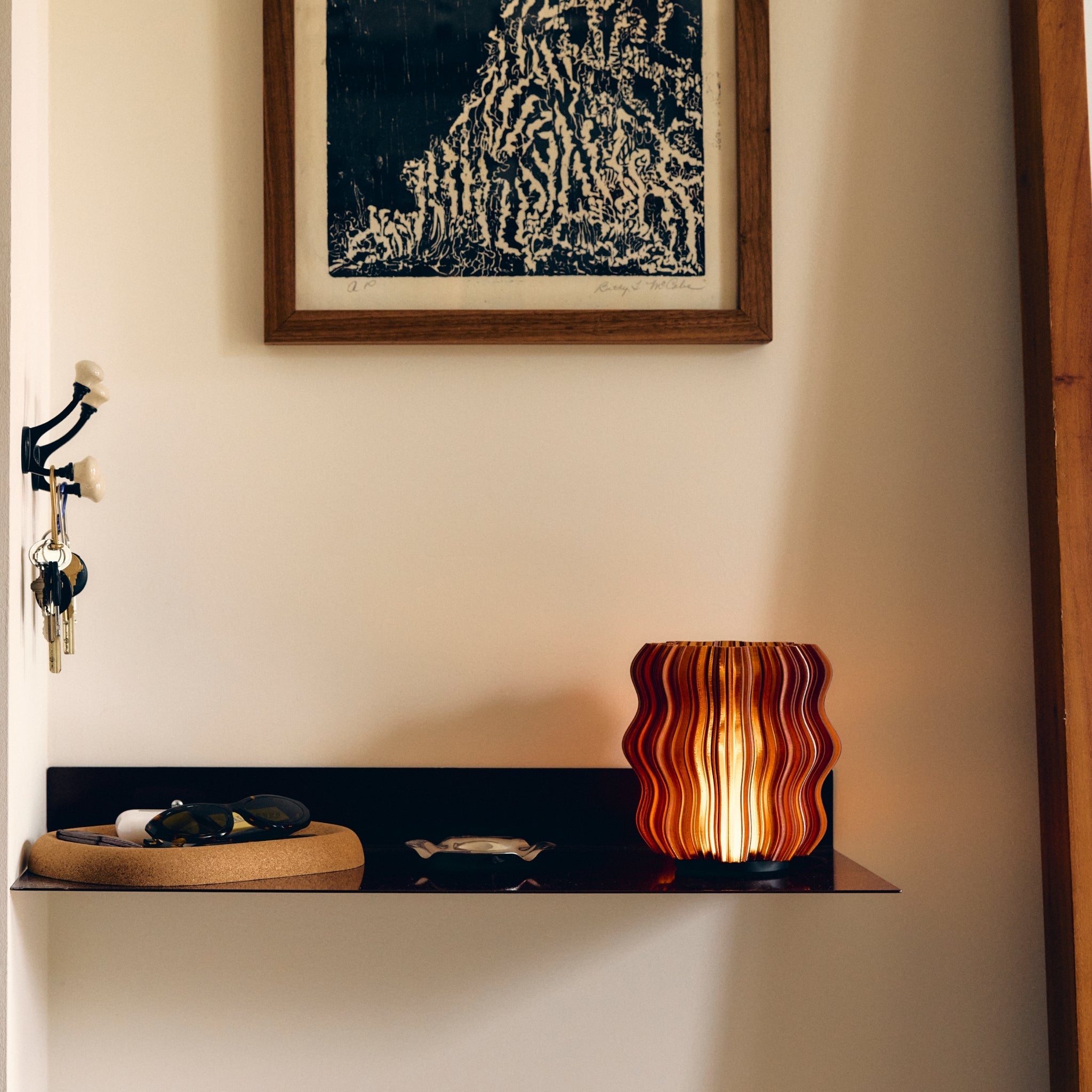 Cordless Mini Wavy Lamp by Wooj Design