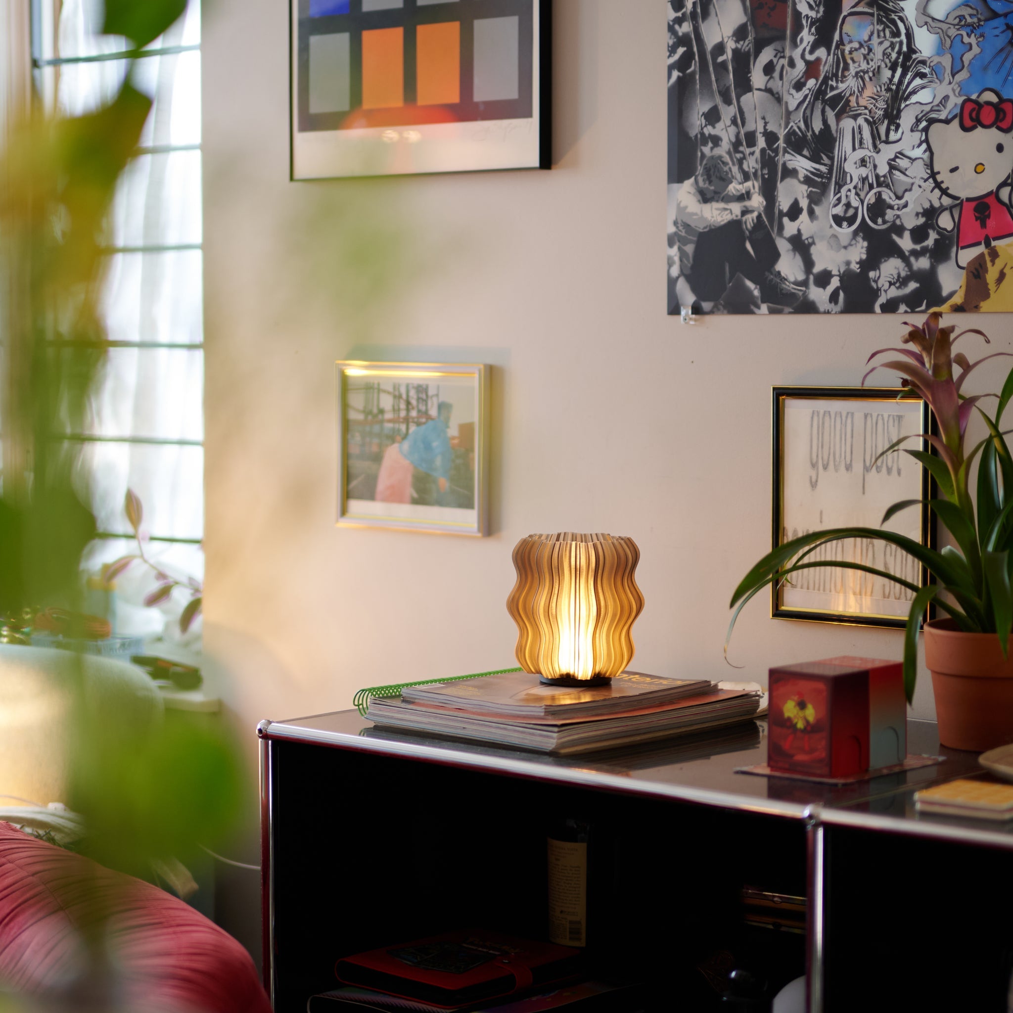 Cordless Mini Wavy Lamp by Wooj Design