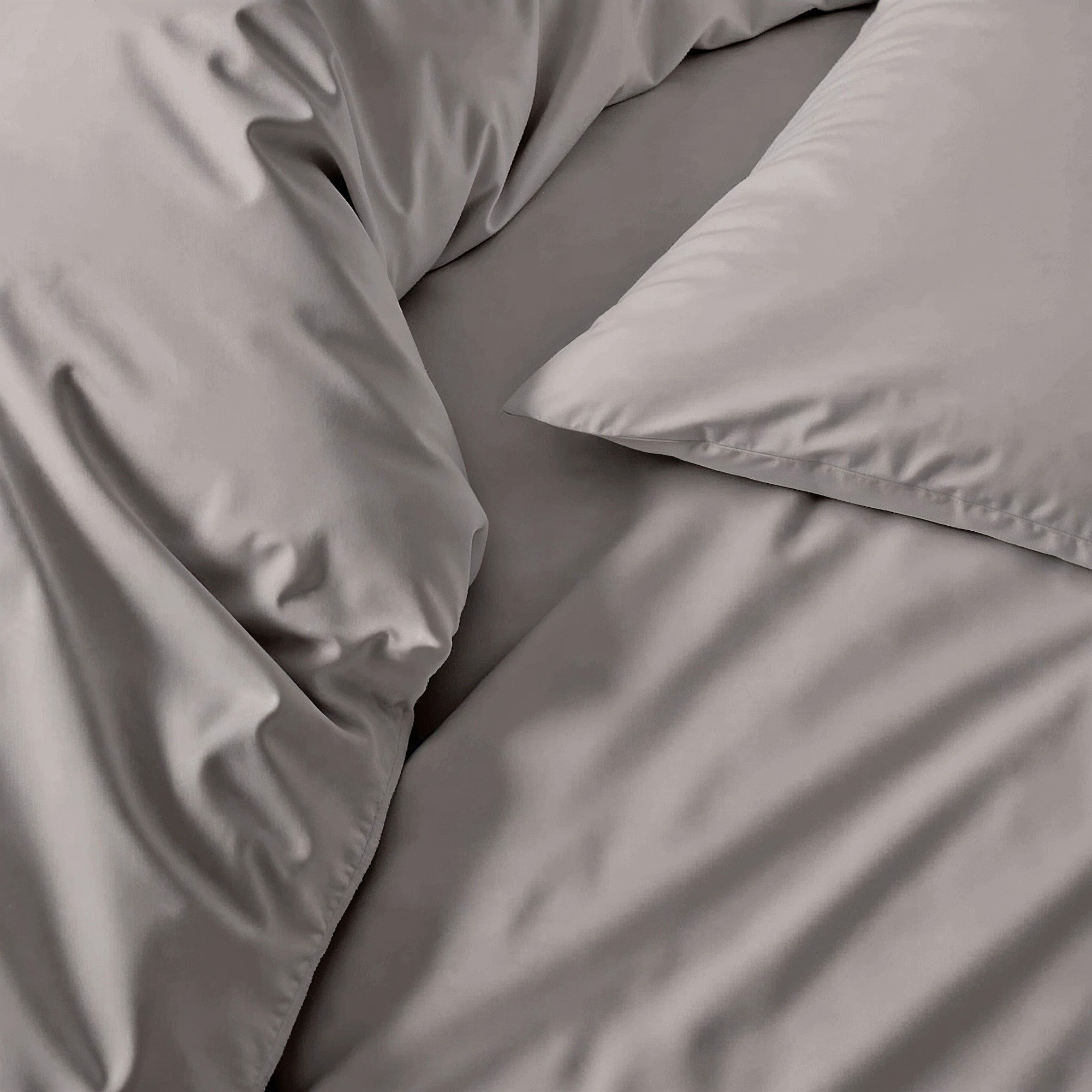 Luxe Australian Sateen Pillowcase Set by Italic